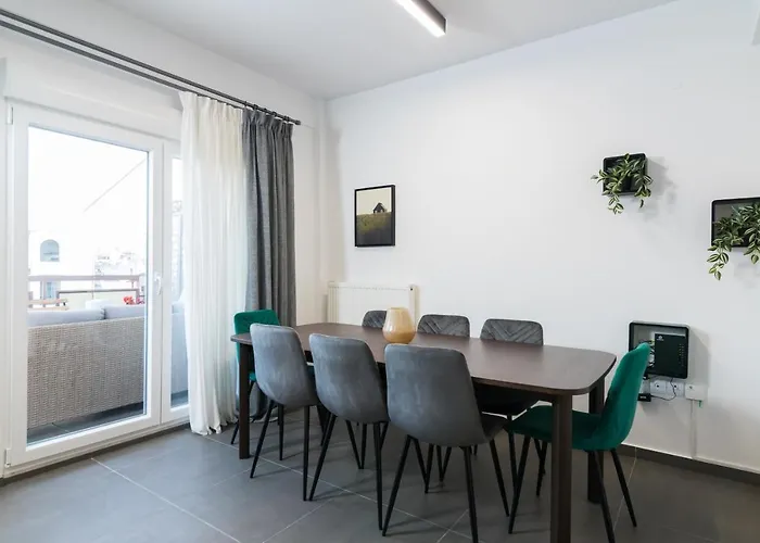 F & B Collection - 3 Bedroom Penthouse